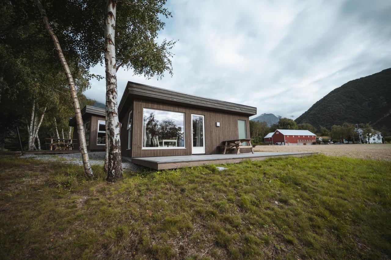 Setnes Feriesenter Hostel Veblungsnes ภายนอก รูปภาพ